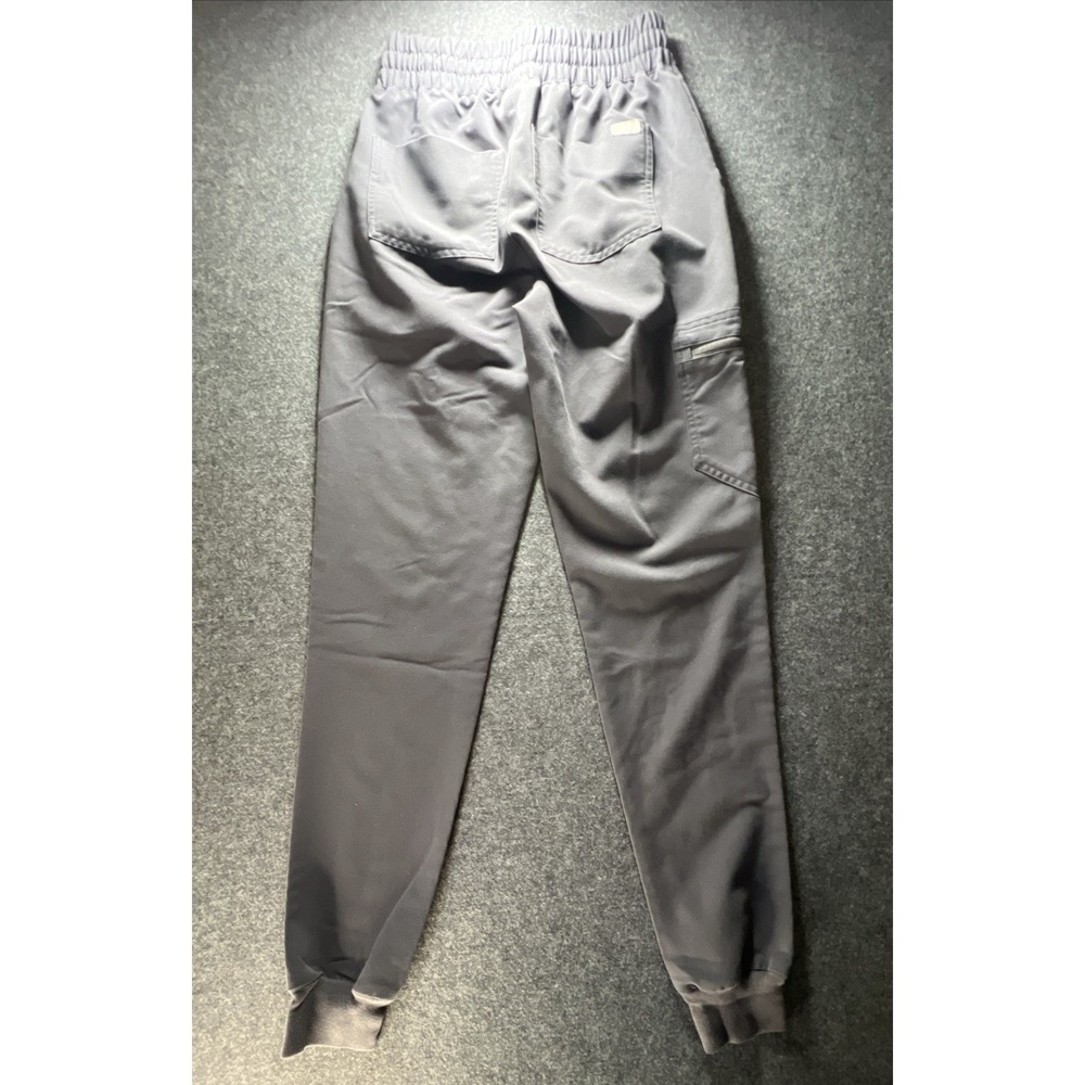 FIGS Technical Collect Charcoal Grey 3-Pc Set: 2 XXS Top & 1 XXS/Tall Bottoms - Picture 7 of 16